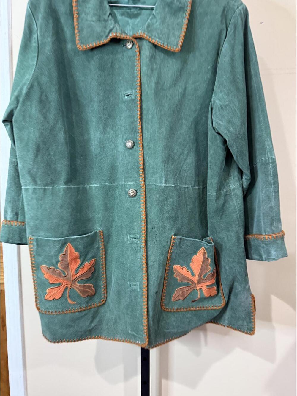 Bob Mackie Green Suede Women's Coat with Leaf Embroidery 2X - Picture 3 of 11